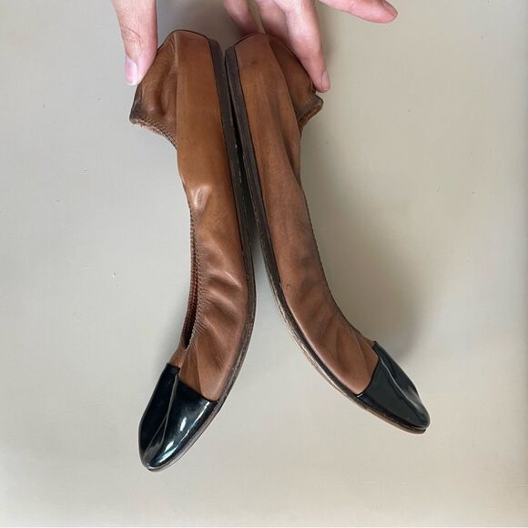 LANVIN Classic Color-block Tan and Black Scrunch Ballet Flat Size 40 - Picture 10 of 10